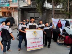 Delapan Tahun Berdiri, Indonesia Kijang Club Kembali Berbagi Takjil ke Pengguna Jalan